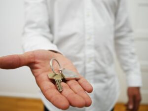 Buitengesloten: dit regel je snel en zonder gedoe